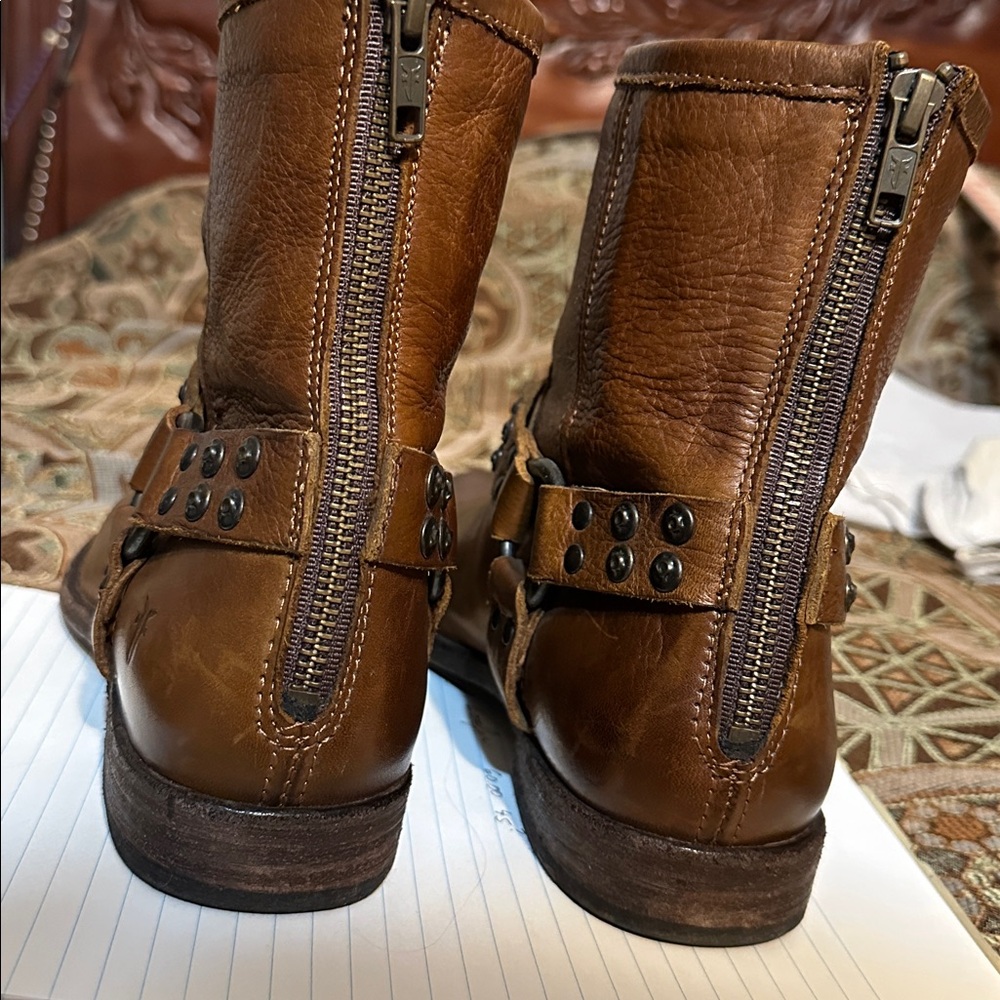 Frye Tan Women’s Leather Studded Boots - Picture 3 of 7